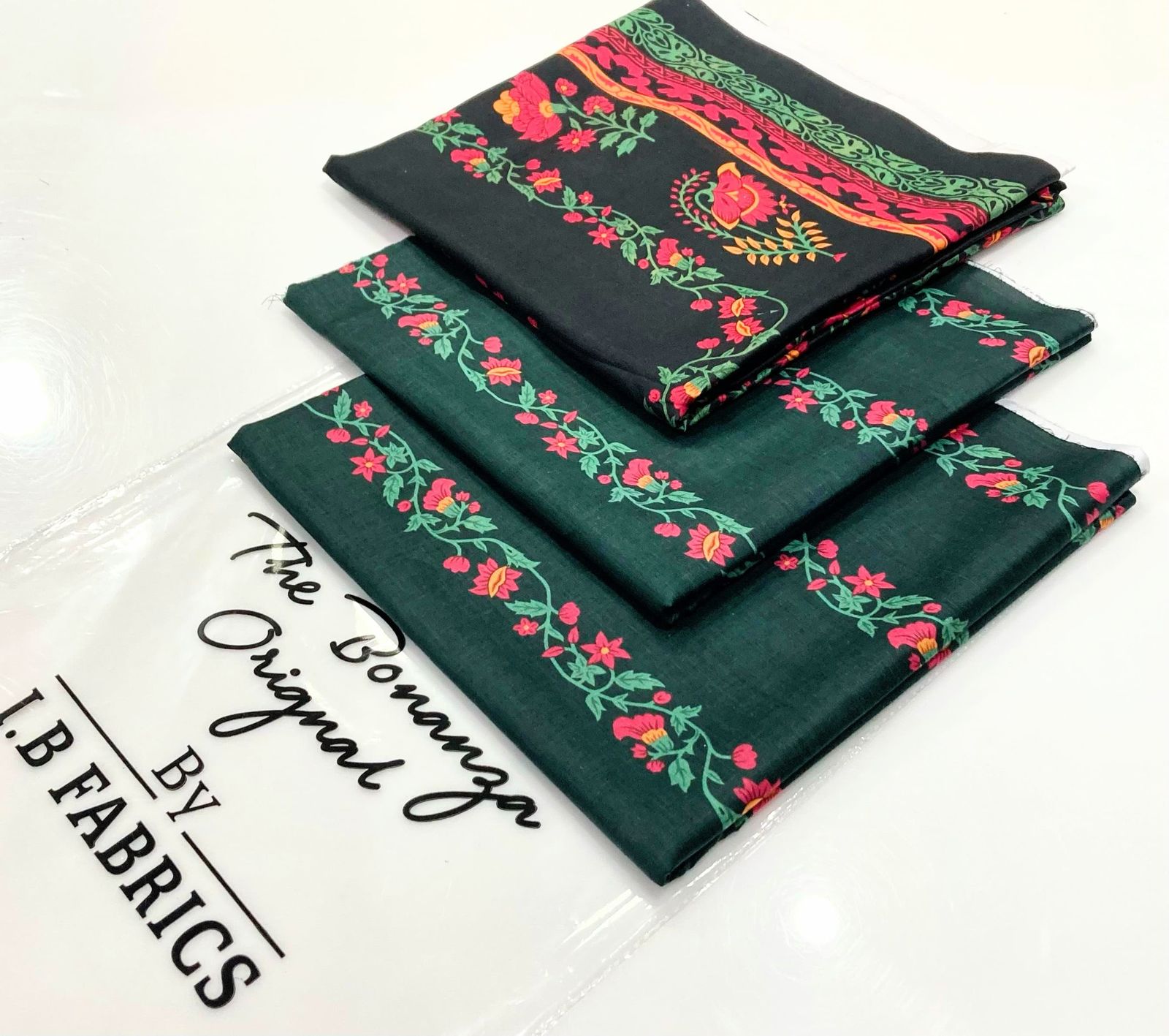 BONANZA SATRANGI 3PC LAWN COLLECTION |  DIGITAL PRINTED SHIRT | DIGITAL PRINTED TROUSER | PRINTED VOIL DUPATA