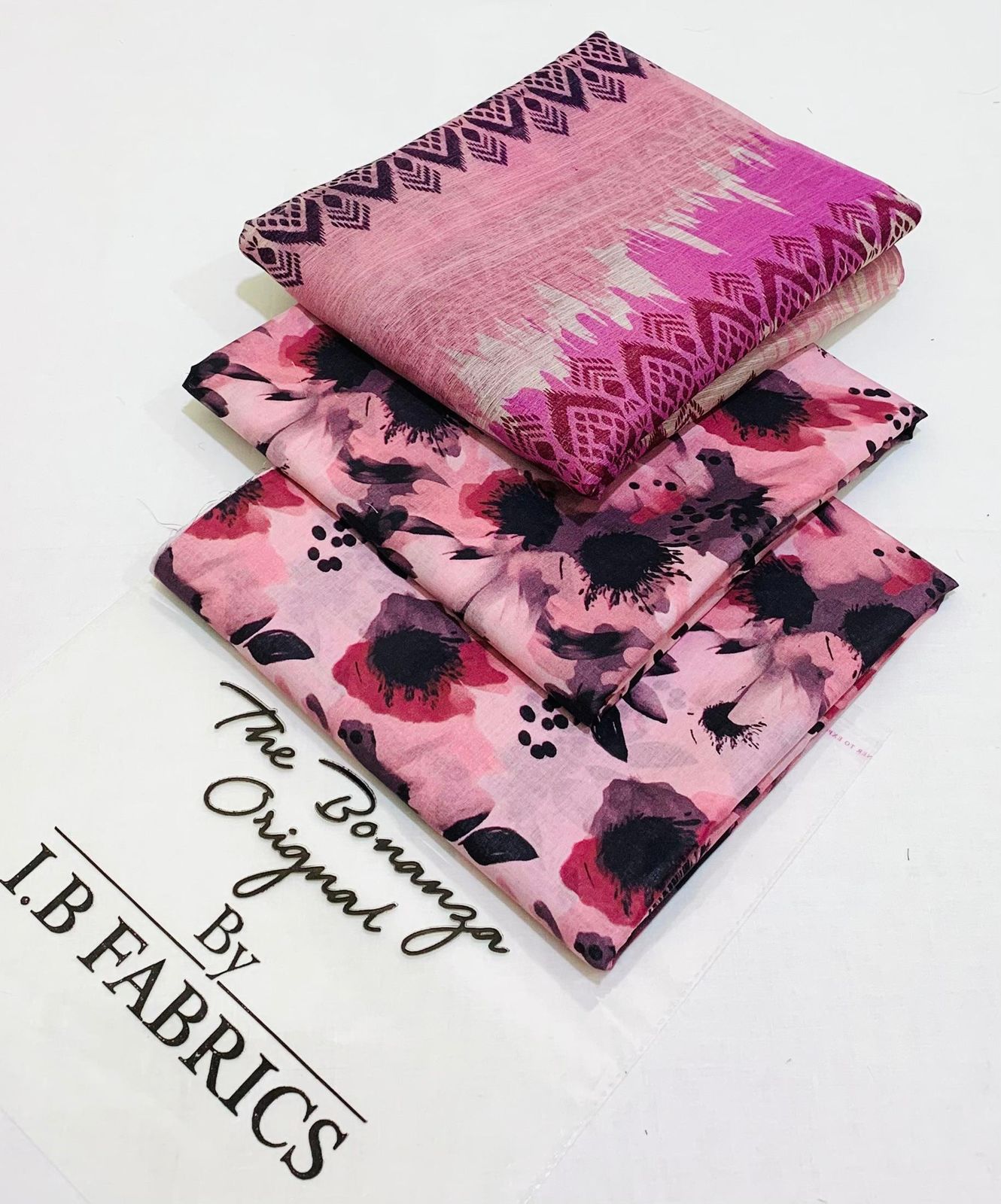 BONANZA SATRANGI 3PC LAWN COLLECTION |  DIGITAL PRINTED SHIRT | DIGITAL PRINTED TROUSER | PRINTED VOIL DUPATA
