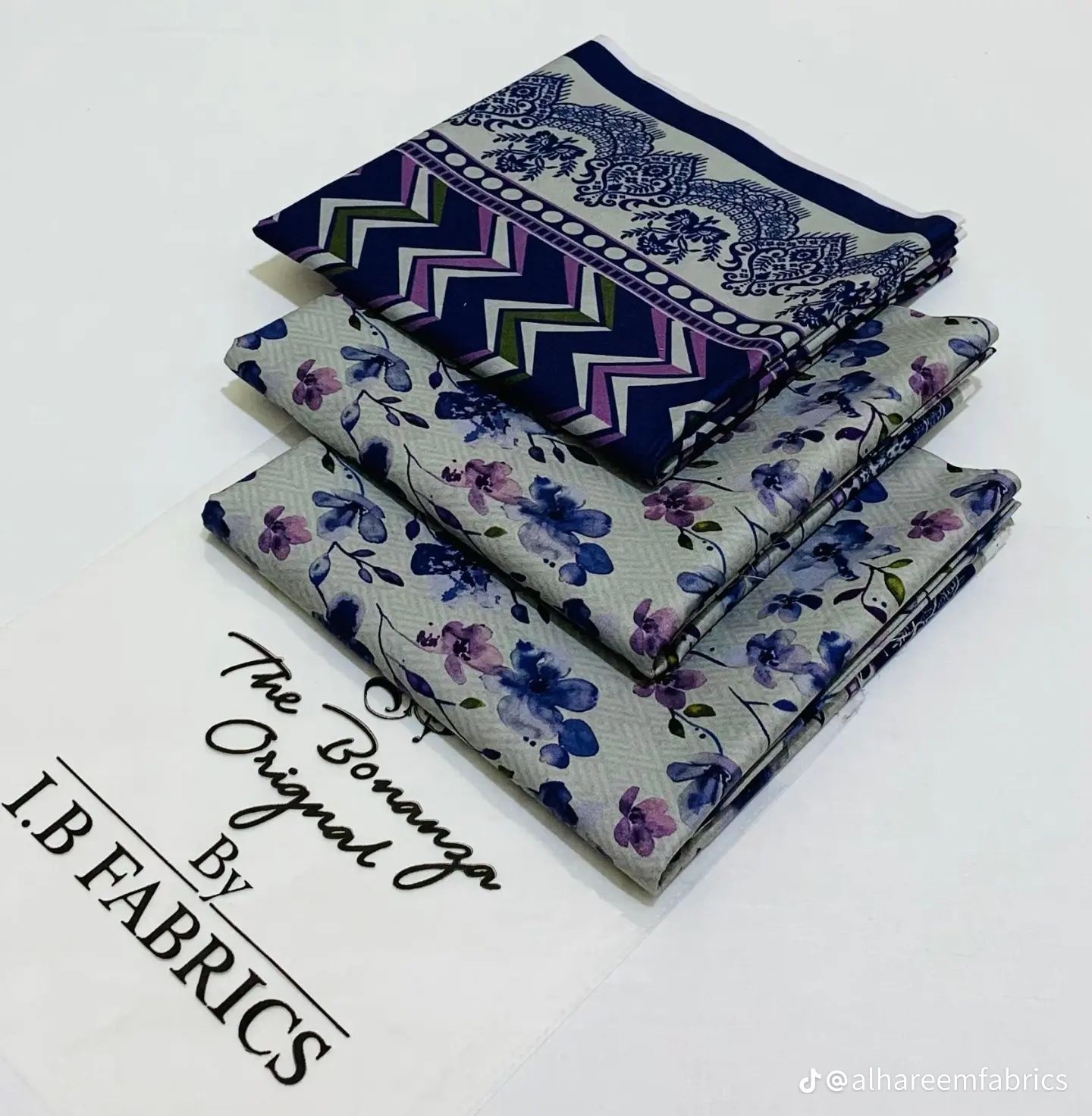 BONANZA SATRANGI 3PC LAWN COLLECTION |  DIGITAL PRINTED SHIRT | DIGITAL PRINTED TROUSER | PRINTED VOIL DUPATA